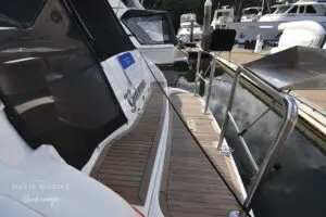 2004 Riviera M370