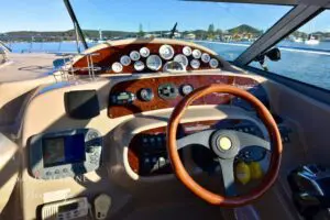 2005 Riviera M370
