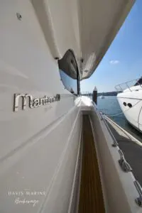 2006 Maritimo M60