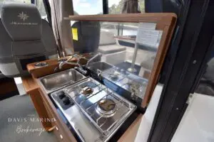 2018 Jeanneau Merry Fisher 895