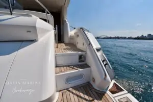 2009 Sunseeker Manhattan 52