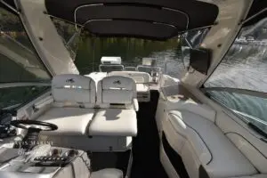 2007 Monterey 330 Sports Yacht