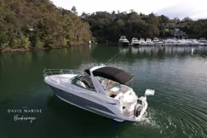 2007 Monterey 330 Sports Yacht