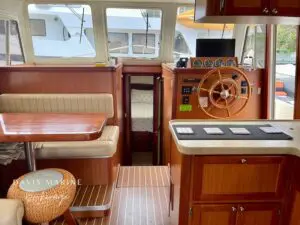 2007 Mainship 40 Trawler