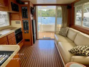 2007 Mainship 40 Trawler