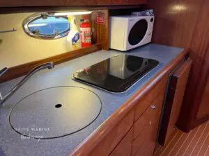 New 2003 Bavaria 32 Sport 10