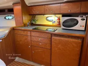 New 2003 Bavaria 32 Sport 13