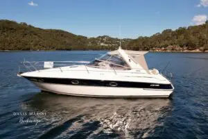 New 2003 Bavaria 32 Sport 23