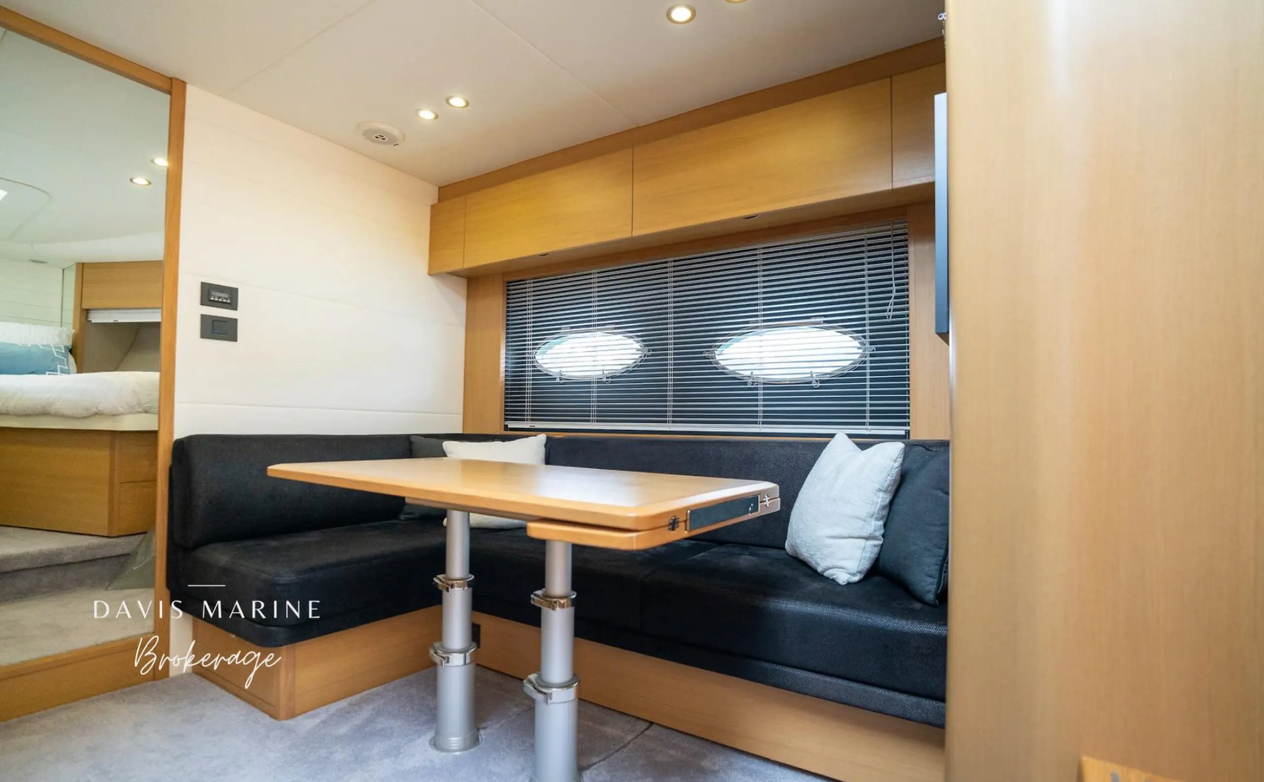 2013 Princess V48 Deck