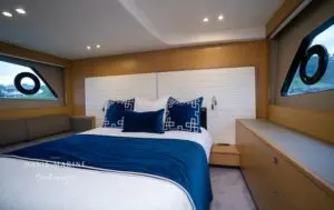 2013 Princess V48 17
