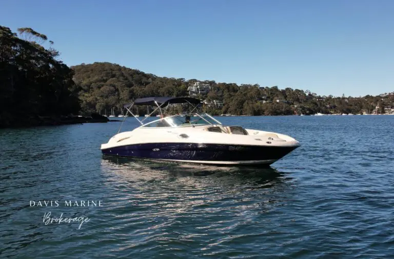 2005 Sea Ray 270 Sundeck sold by Davis Marine Brokerage