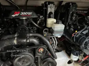 2001 Mustang 3800 Sportscruiser 23