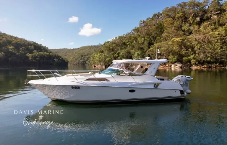 2007 Riviera M360 Sports Cruiser sold by Davis Marine Brokerage