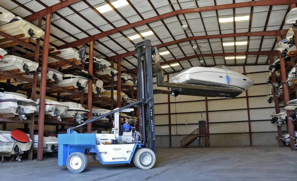 Dry Stack Boat Storage