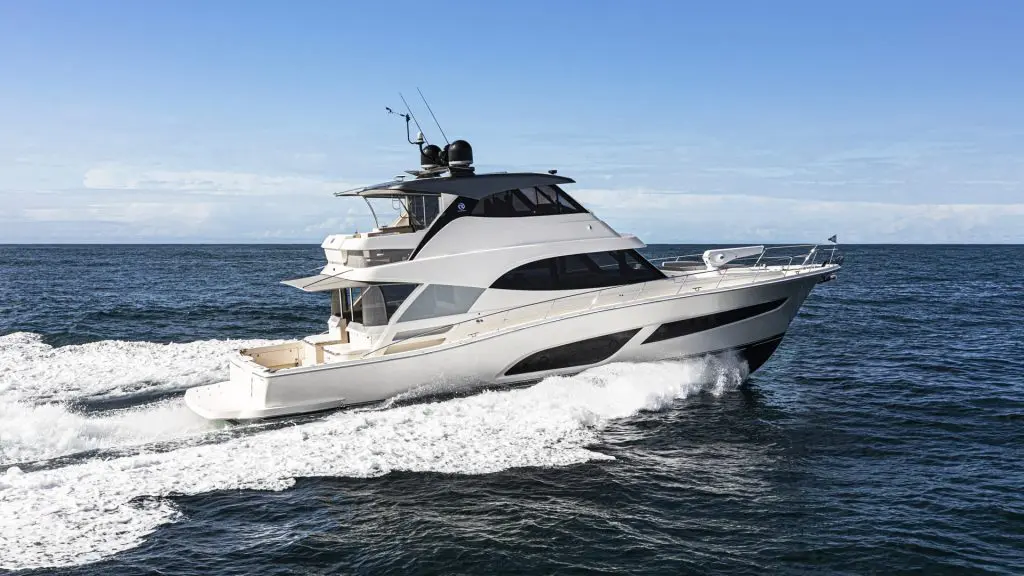 Top 5 Motor Yacht For Luxury Cruisng | Riviera 64 Sports Motor Yacht 1