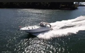 Sea Ray 400 Sundancer — cockpit and helm