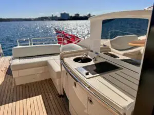 2006 Princess V70 Sports Yacht for sale - photo 9