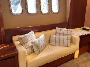 2006 Princess V70 Sports Yacht for sale - photo 40