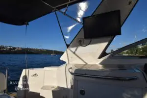 2007 Monterey 330 Sport Yacht (sold) - photo 12