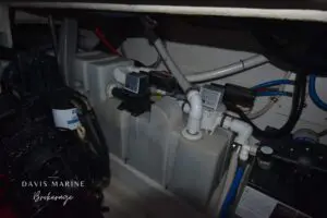 2007 Monterey 330 Sport Yacht (sold) - photo 32