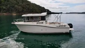 2015 Arvor 675 Sportsfish side profile showing the enclosed wheelhouse and cockpit