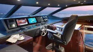 2017 Sunseeker 95 Yacht for sale - photo 12