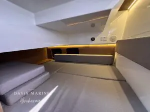 2020 Jeanneau Merry Fisher 895 aft cabin