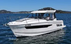 2020 Jeanneau Merry Fisher 895 running, stern quarter