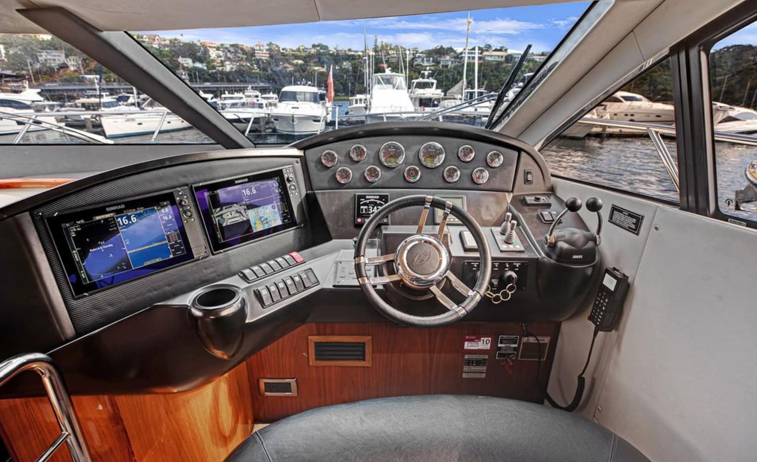 2009-Sunseeker-Manhattan-52-7.jpg