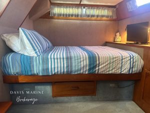 1990 Ranger 35 Aft Cabin Boats For Sale in Sydney 13