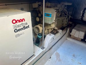 1990 Ranger 35 Aft Cabin Boats For Sale in Sydney 21