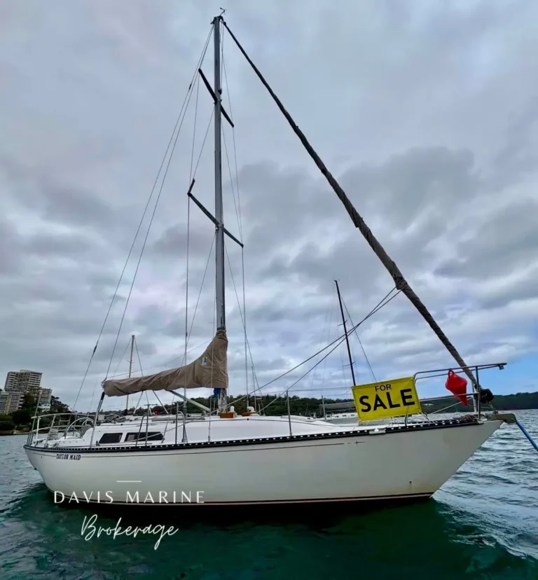 1993 C&C 36 sold by Davis Marine Brokerage