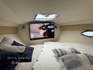 2005 Larson Cabrio 330 Boats For Sale Sydney Australia 16