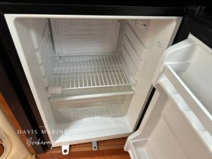 2005 Larson Cabrio 330 Boats For Sale Sydney Australia 21