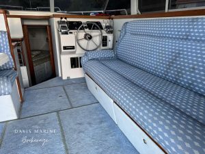 1997 Caribbean 35 Flybridge 10