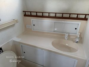 1997 Caribbean 35 Flybridge 19