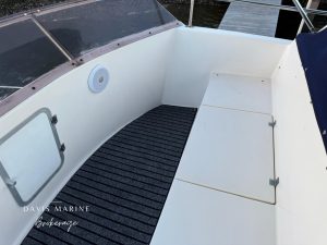 1997 Caribbean 35 Flybridge 32