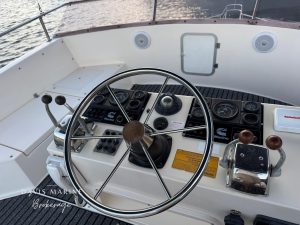 1997 Caribbean 35 Flybridge 33
