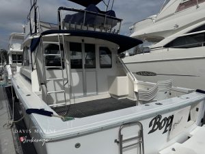 1997 Caribbean 35 Flybridge 5