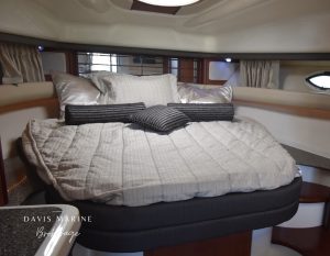 2007 Monterey 330 Sports Yacht For Sale Sydney 17