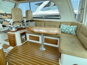 2009 Back Cove 37 22