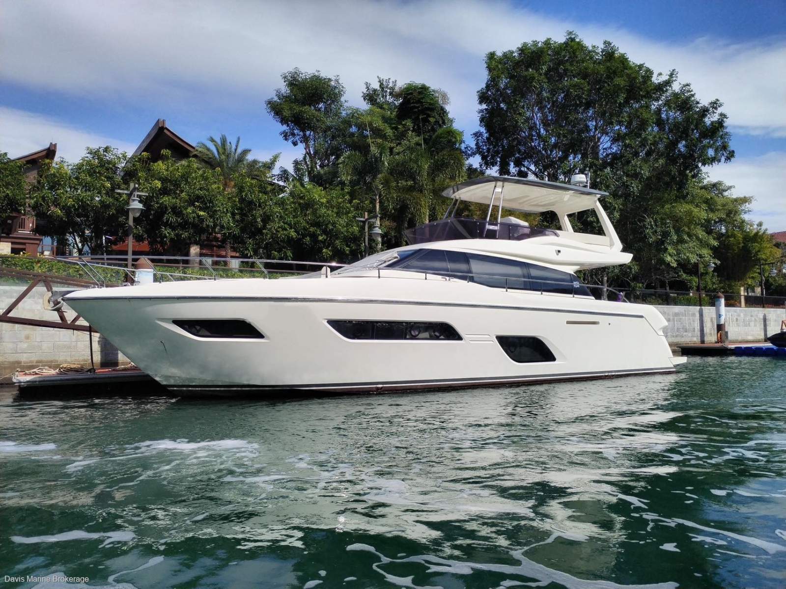 2015 Ferretti 550 flybridge motor yacht underway