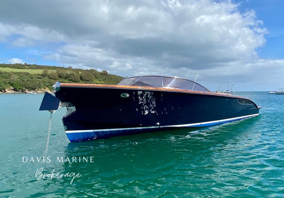 2013-Cockwells-9.5M-Grace-Boat-For-Sale-Sydney-Davis-Marine-Brokerage-4.jpeg